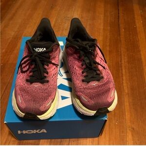 Hoka Clifton 8W size 7.5 Pink/Purple